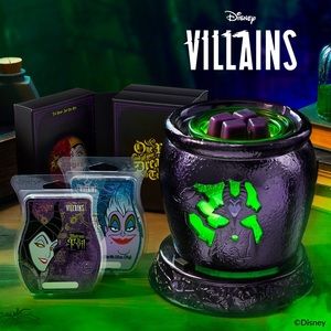 Scentsy Villians Warmer and 3 wax melts